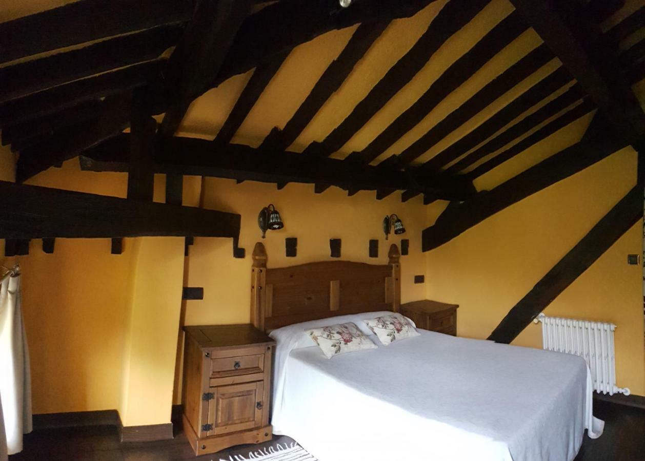 Гостевой дом La Casona De Самес Экстерьер фото